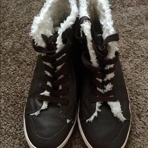 E-You Leather high-top Shoes